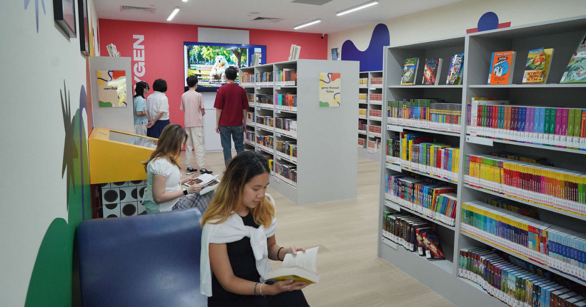 Detailed image 3 of Comics & Games Library at{' '}
        Punggol Coast Mall